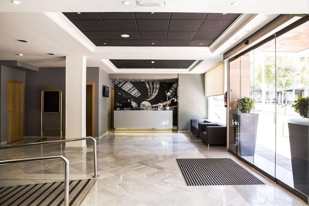 Avenida Hotel Альмерия Экстерьер фото
